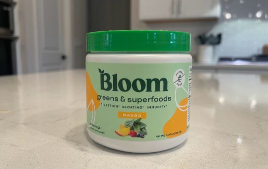bloom greens powder