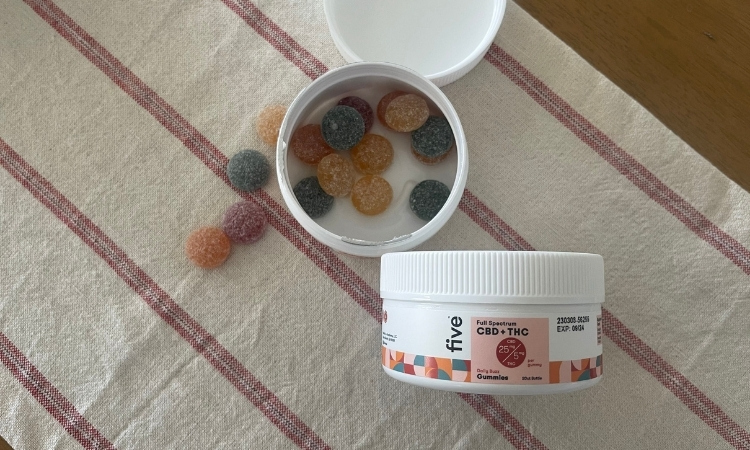 a look at their gummies and containers