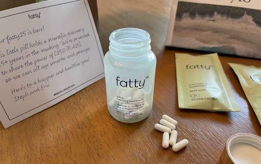 fatty15 supplement and capsules